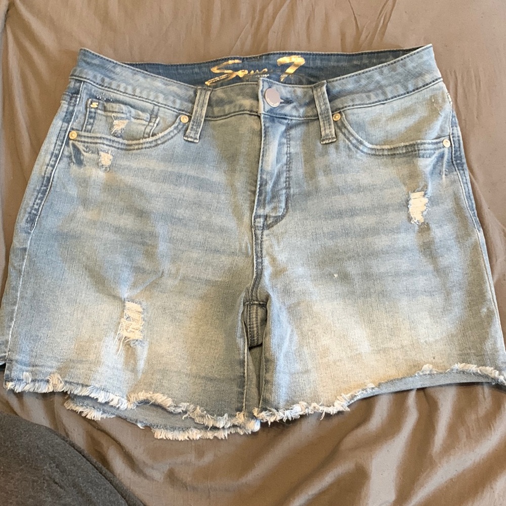 SUPER CUTE women’s jean shorts